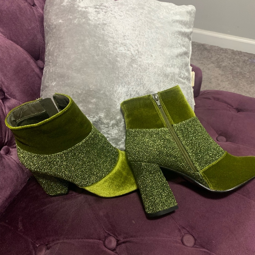 Velvet Green Sparkly Christmas Boot